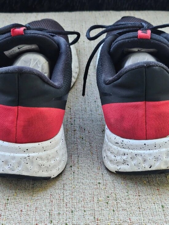 Nike Men Shoes Revolution Black SPort Athletic Running Sneaker Lace Up Size 11.5 main image 6